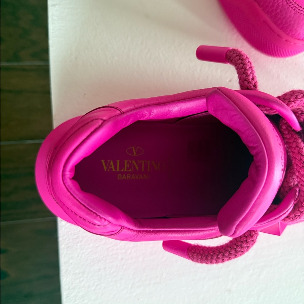 Valentino Garavani One Stud XI Pink Leather Sneakers ( BRAND NEW ) - Picture 6 of 14